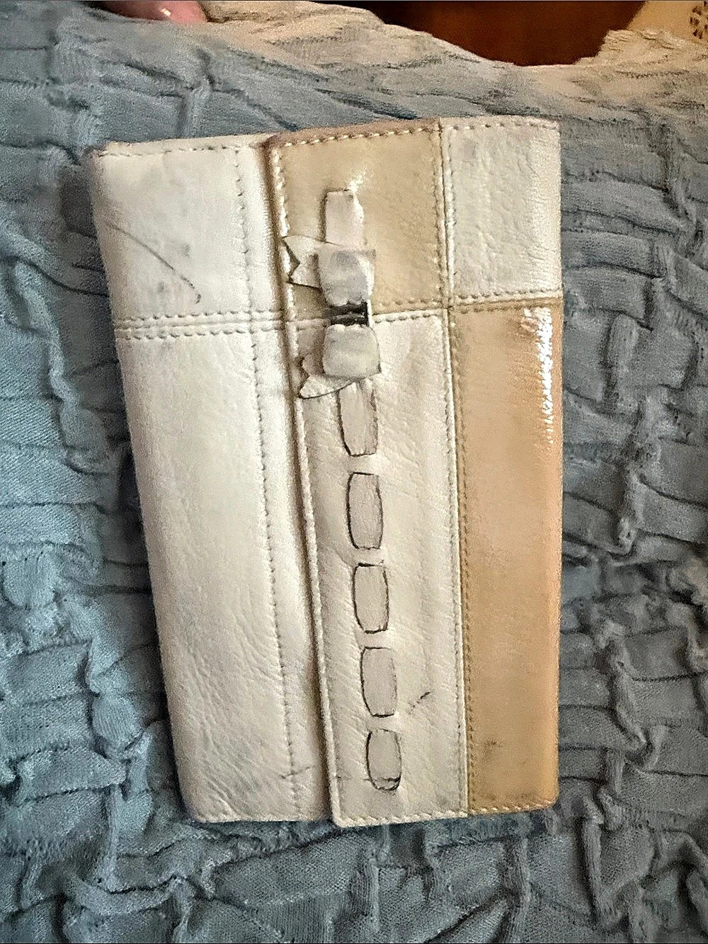 Salvatore Ferragamo Leather Wallet in White